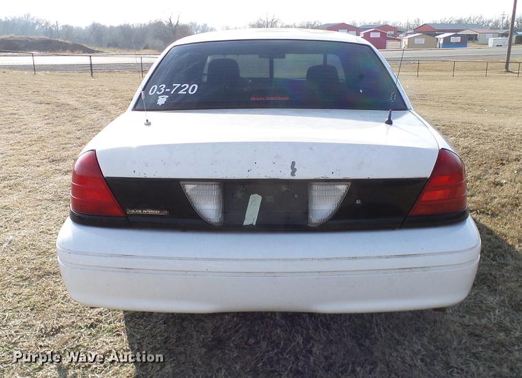 image for item DD1394 2003 Ford Crown Victoria Police Interceptor
