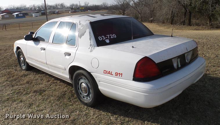 image for item DD1394 2003 Ford Crown Victoria Police Interceptor