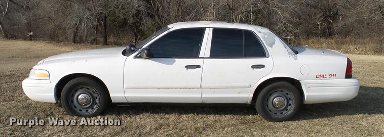 image for item DD1394 2003 Ford Crown Victoria Police Interceptor