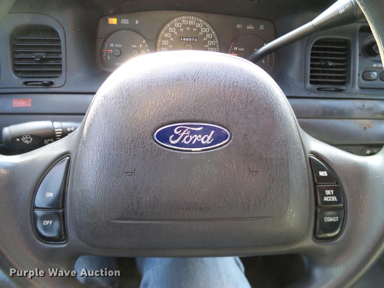 image for item DD1394 2003 Ford Crown Victoria Police Interceptor