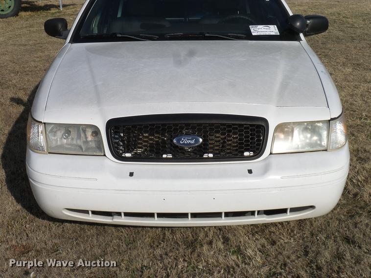 image for item DD1394 2003 Ford Crown Victoria Police Interceptor
