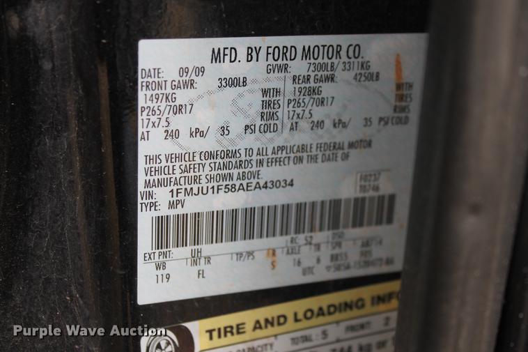 image for item DD1395 2010 Ford Expedition XLT SUV