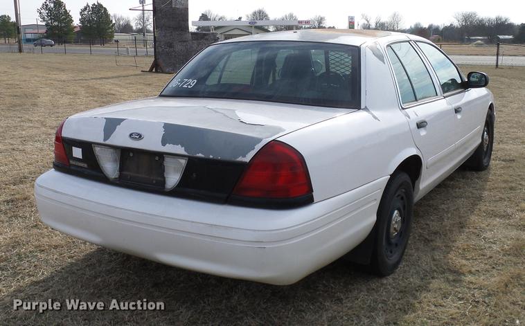 image for item DD1396 2006 Ford Crown Victoria Police Interceptor