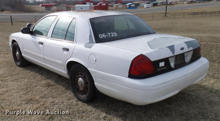 image for item DD1396 2006 Ford Crown Victoria Police Interceptor
