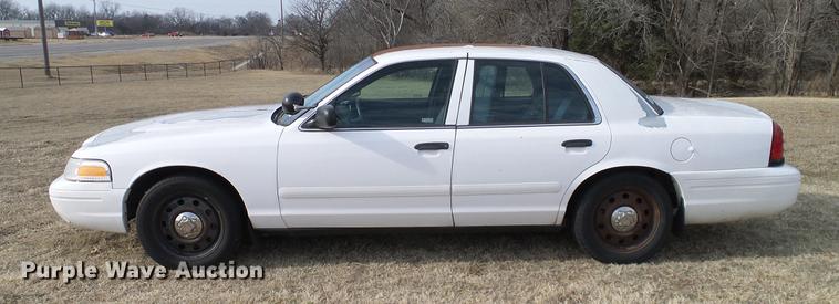 image for item DD1396 2006 Ford Crown Victoria Police Interceptor