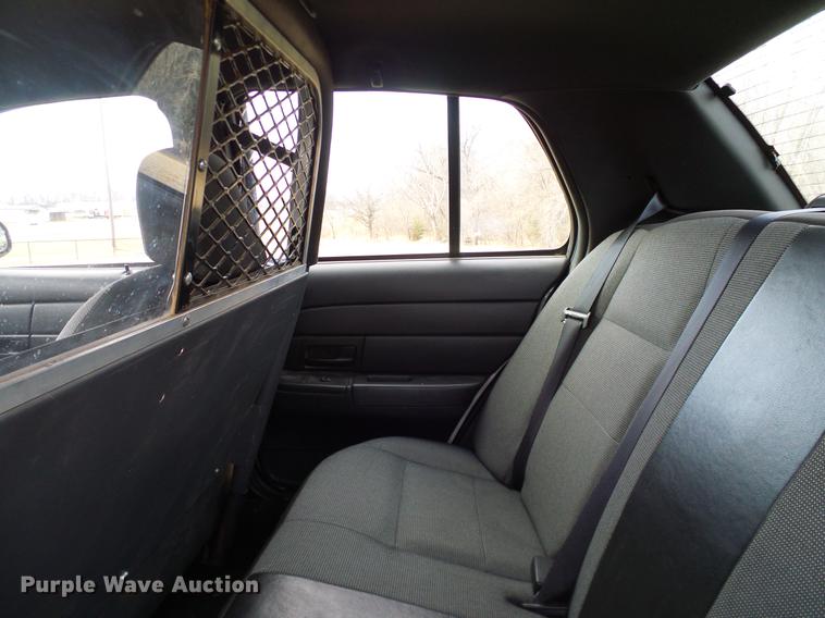 image for item DD1396 2006 Ford Crown Victoria Police Interceptor