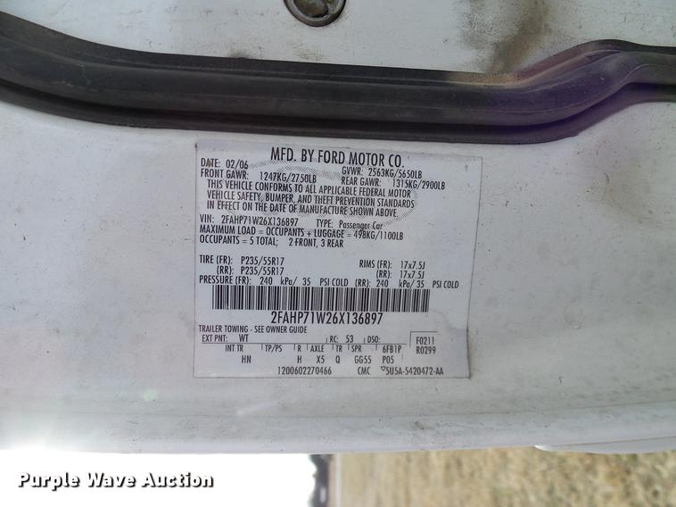 image for item DD1396 2006 Ford Crown Victoria Police Interceptor