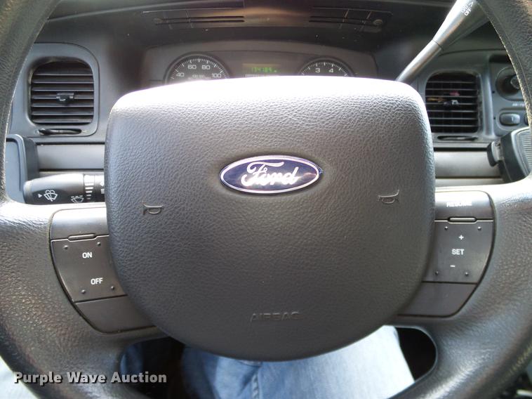 image for item DD1397 2011 Ford Crown Victoria Police Interceptor