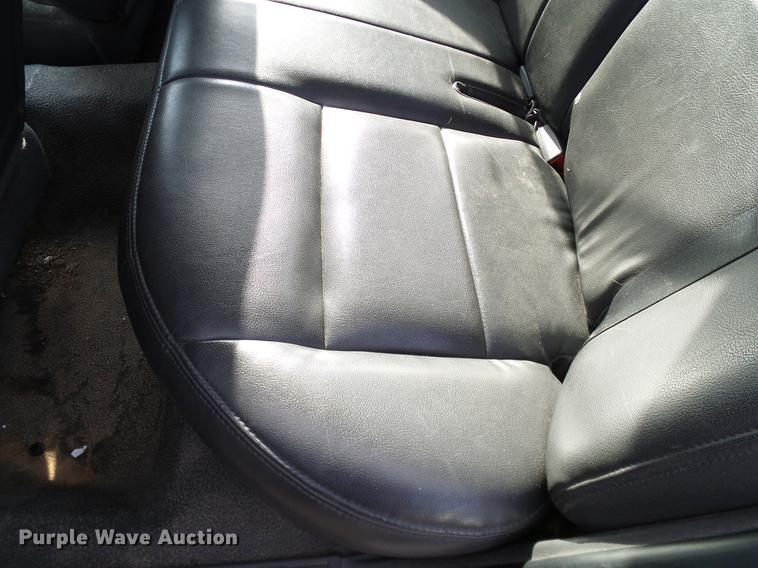 image for item DD1398 2003 Ford Crown Victoria Police Interceptor