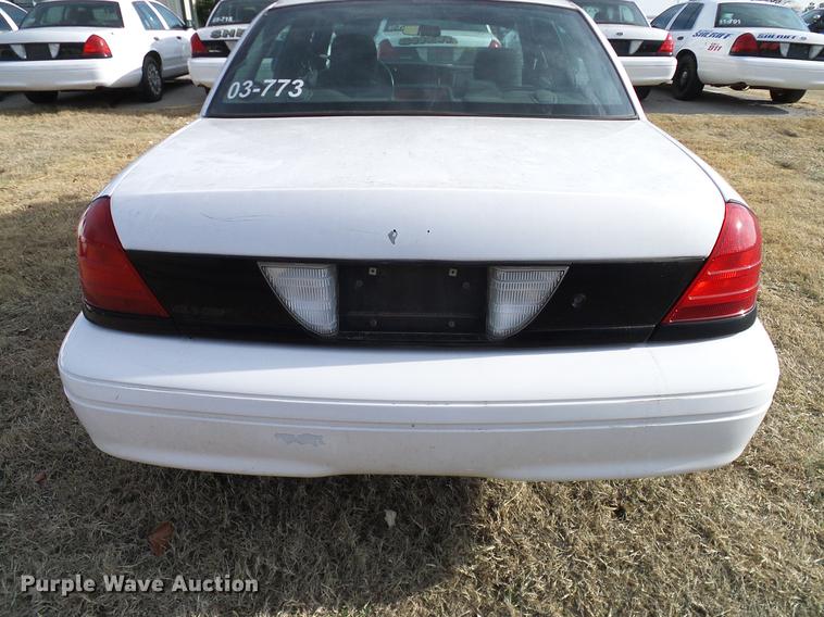 image for item DD1398 2003 Ford Crown Victoria Police Interceptor