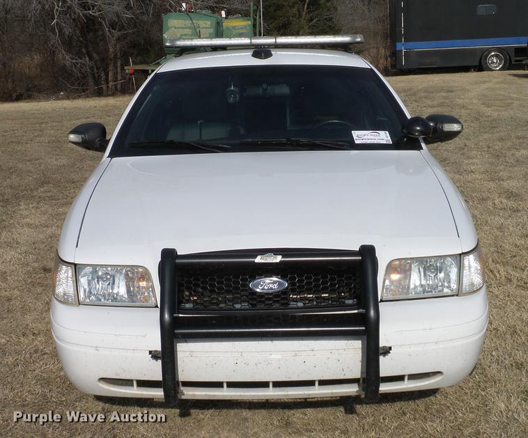 image for item DD1399 2011 Ford Crown Victoria Police Interceptor