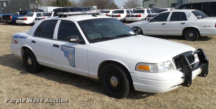 image for item DD1399 2011 Ford Crown Victoria Police Interceptor