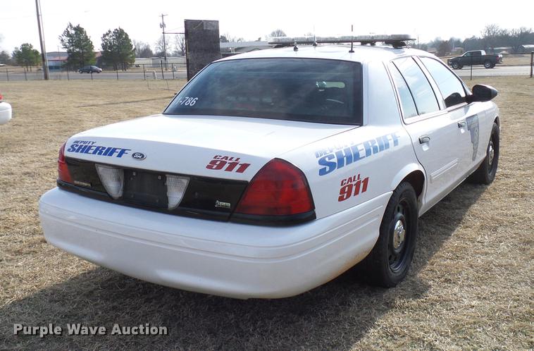 image for item DD1399 2011 Ford Crown Victoria Police Interceptor