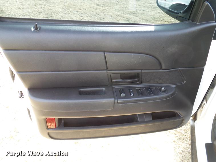 image for item DD1399 2011 Ford Crown Victoria Police Interceptor