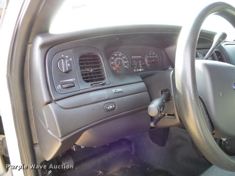 image for item DD1399 2011 Ford Crown Victoria Police Interceptor
