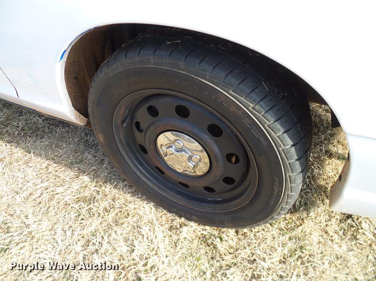 image for item DD1399 2011 Ford Crown Victoria Police Interceptor