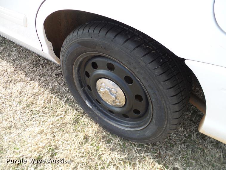 image for item DD1399 2011 Ford Crown Victoria Police Interceptor