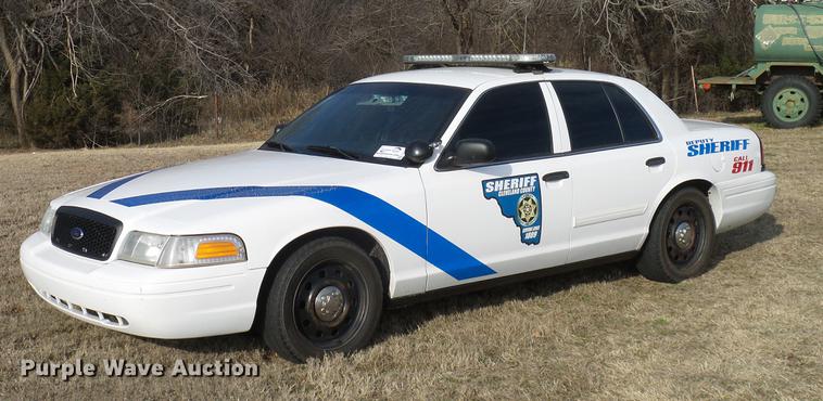 image for item DD1400 2010 Ford Crown Victoria Police Interceptor