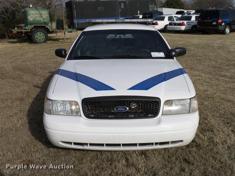 image for item DD1400 2010 Ford Crown Victoria Police Interceptor