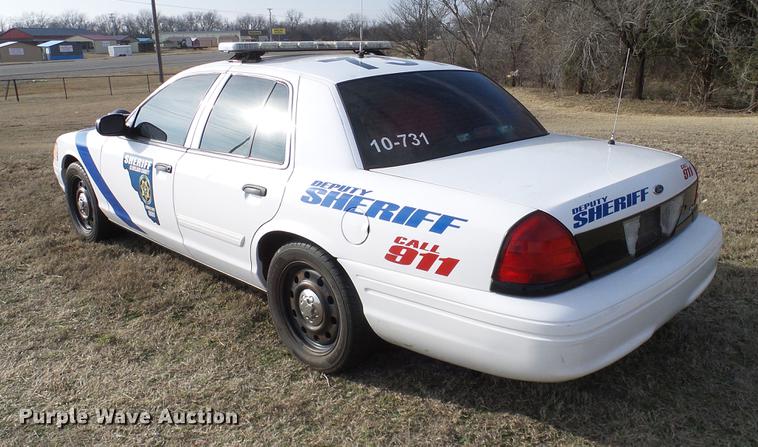image for item DD1400 2010 Ford Crown Victoria Police Interceptor