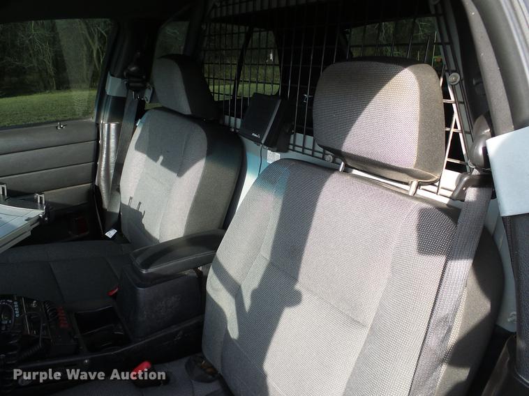 image for item DD1400 2010 Ford Crown Victoria Police Interceptor