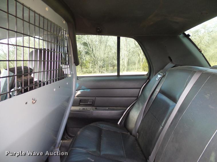 image for item DD1400 2010 Ford Crown Victoria Police Interceptor