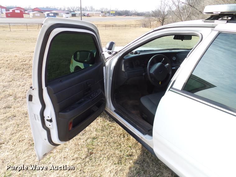 image for item DD1401 2008 Ford Crown Victoria Police Interceptor
