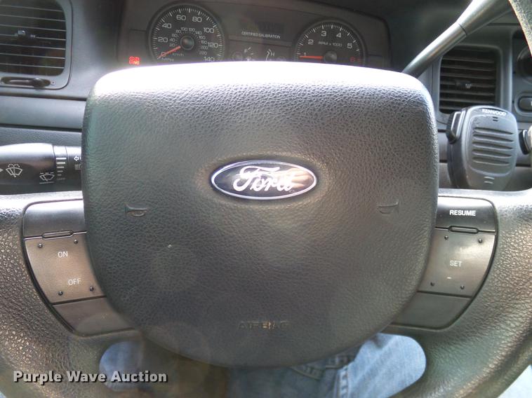 image for item DD1401 2008 Ford Crown Victoria Police Interceptor