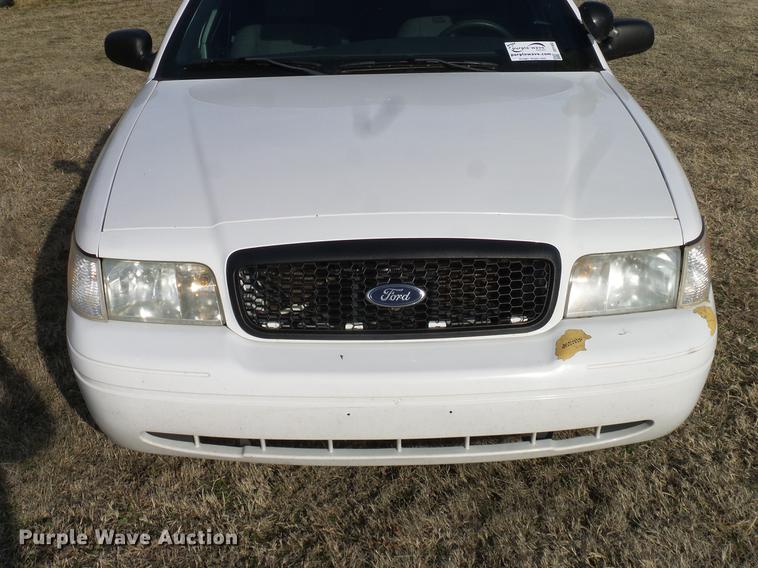 image for item DD1402 2005 Ford Crown Victoria Police Interceptor