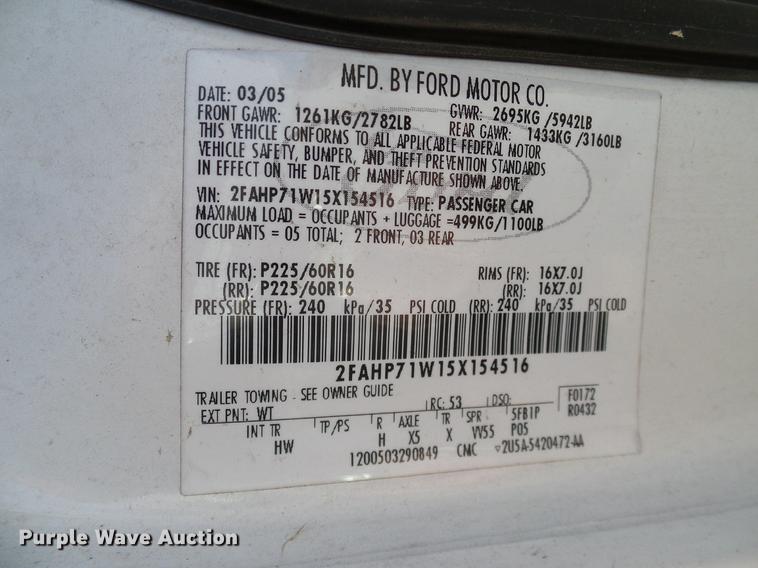 image for item DD1402 2005 Ford Crown Victoria Police Interceptor