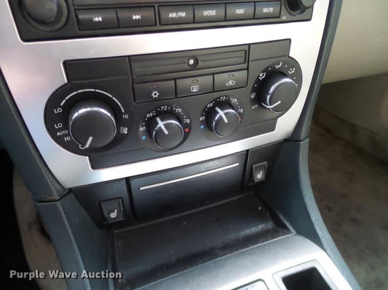 image for item DD1403 2005 Chrysler 300 C