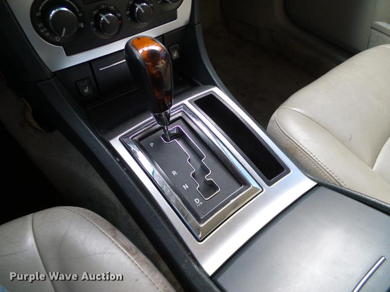 image for item DD1403 2005 Chrysler 300 C