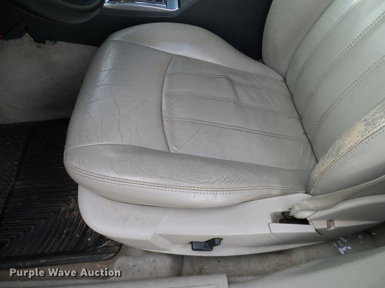 image for item DD1403 2005 Chrysler 300 C