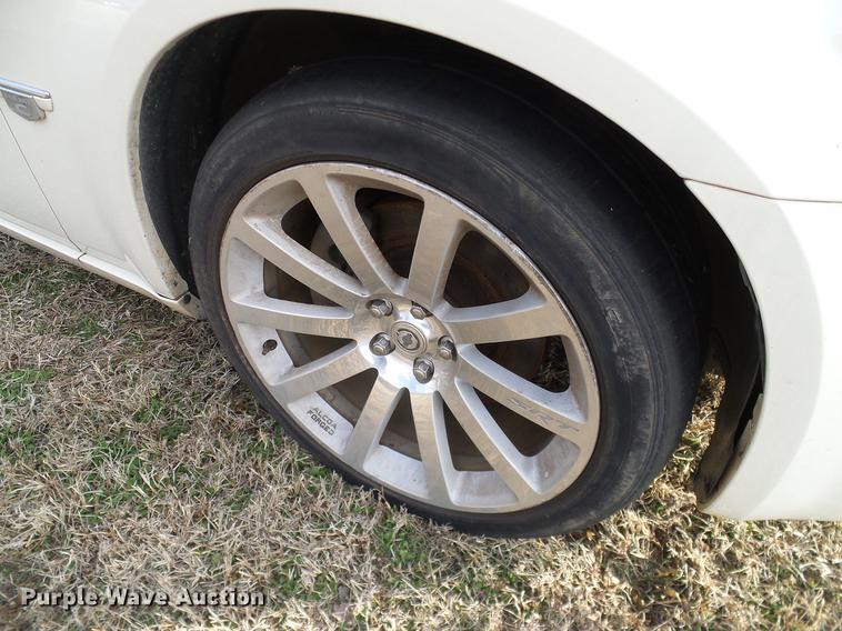 image for item DD1403 2005 Chrysler 300 C