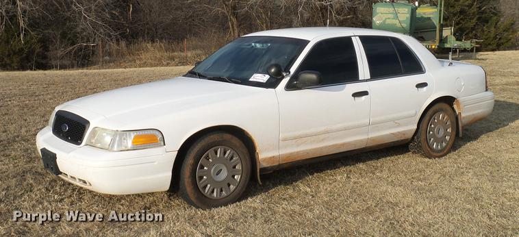 image for item DD1404 2005 Ford Crown Victoria Police Interceptor