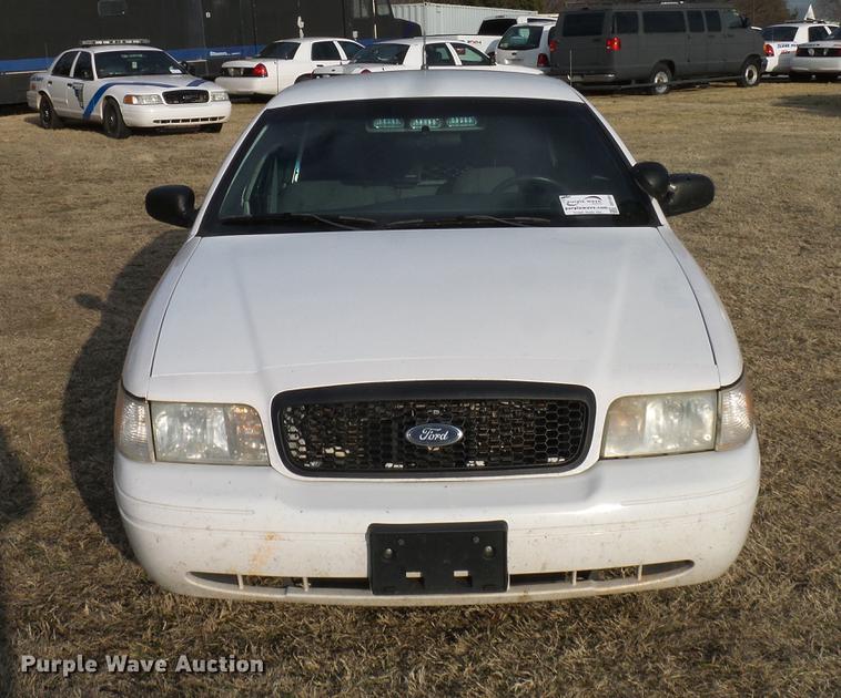 image for item DD1404 2005 Ford Crown Victoria Police Interceptor