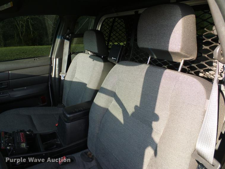 image for item DD1404 2005 Ford Crown Victoria Police Interceptor