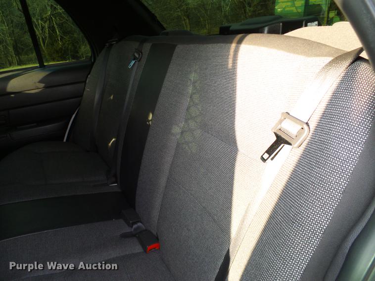 image for item DD1404 2005 Ford Crown Victoria Police Interceptor