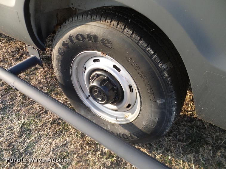 image for item DD1405 2001 Dodge Ram Wagon B3500 Maxi van