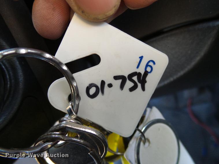 image for item DD1405 2001 Dodge Ram Wagon B3500 Maxi van