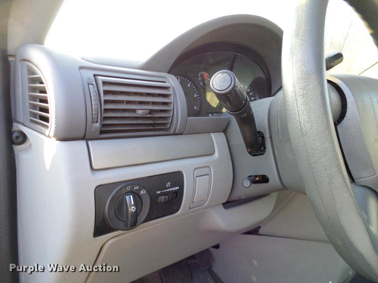 image for item DD1406 2004 Ford Freestar van