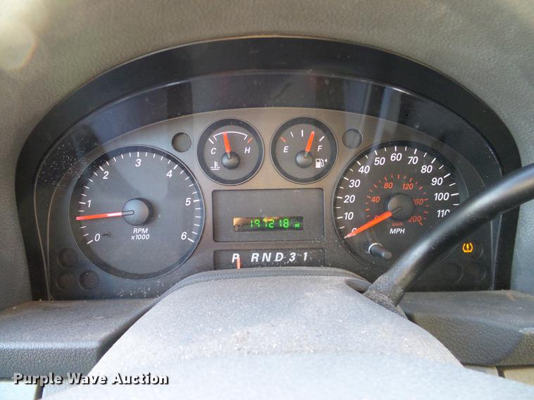 image for item DD1406 2004 Ford Freestar van