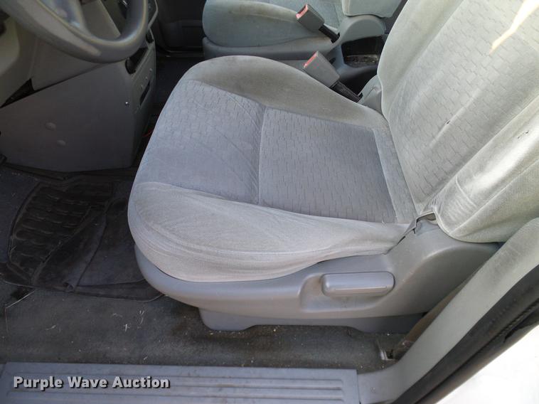 image for item DD1406 2004 Ford Freestar van