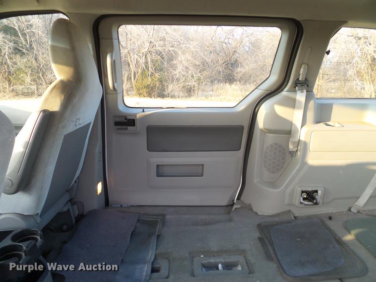 image for item DD1406 2004 Ford Freestar van