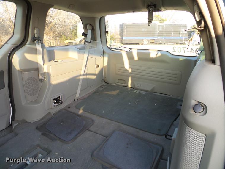 image for item DD1406 2004 Ford Freestar van