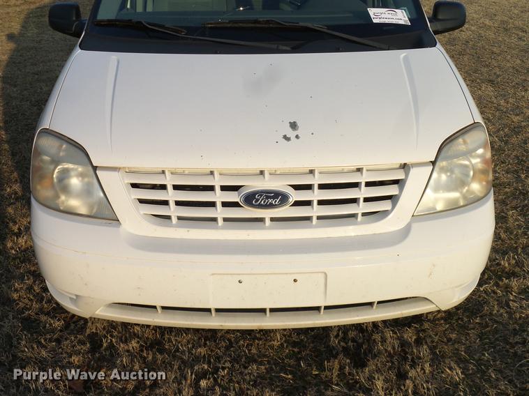 image for item DD1406 2004 Ford Freestar van