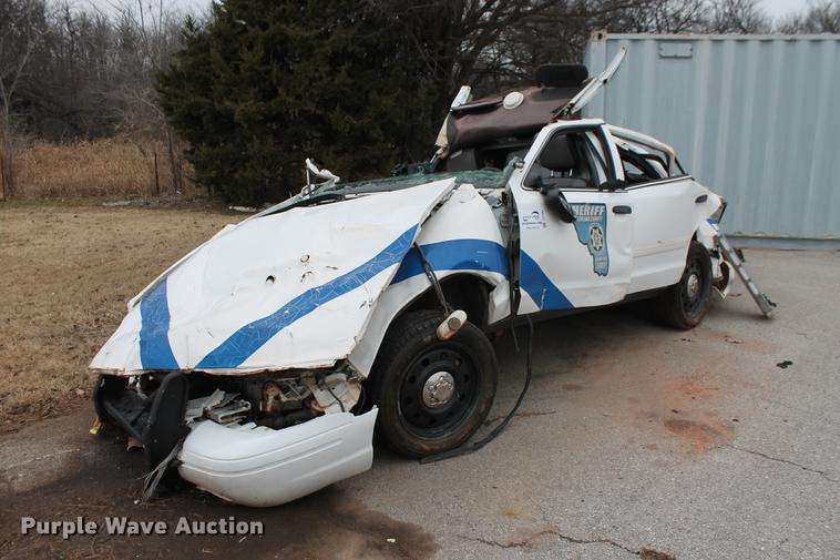 image for item DD1408 2011 Ford Crown Victoria Police Interceptor