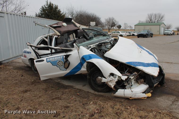 image for item DD1408 2011 Ford Crown Victoria Police Interceptor