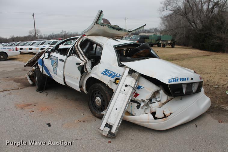 image for item DD1408 2011 Ford Crown Victoria Police Interceptor