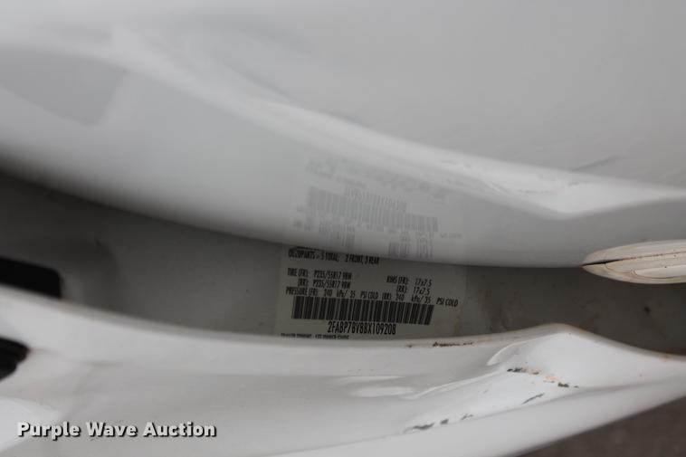 image for item DD1408 2011 Ford Crown Victoria Police Interceptor